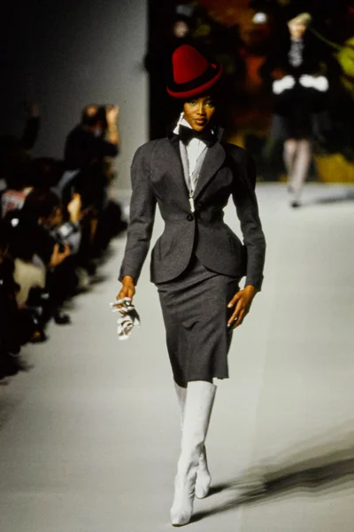 Look 2